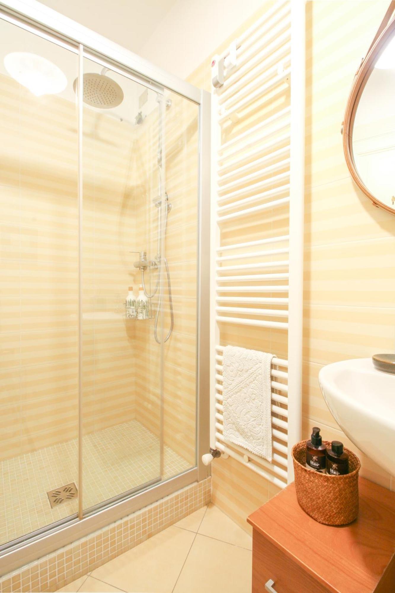 Le Flaneur - Vintage Suite Verona Exterior foto
